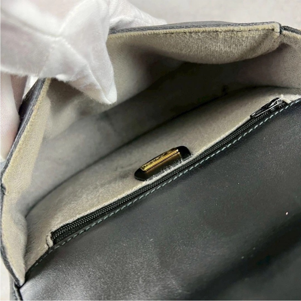 Gucci Black Crossbody Bag - Picture 10 of 11